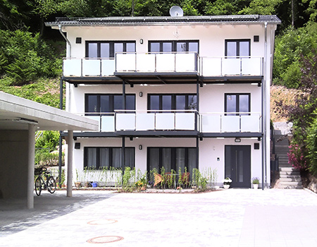 Mehrfamilienhaus in 79252 Stegen